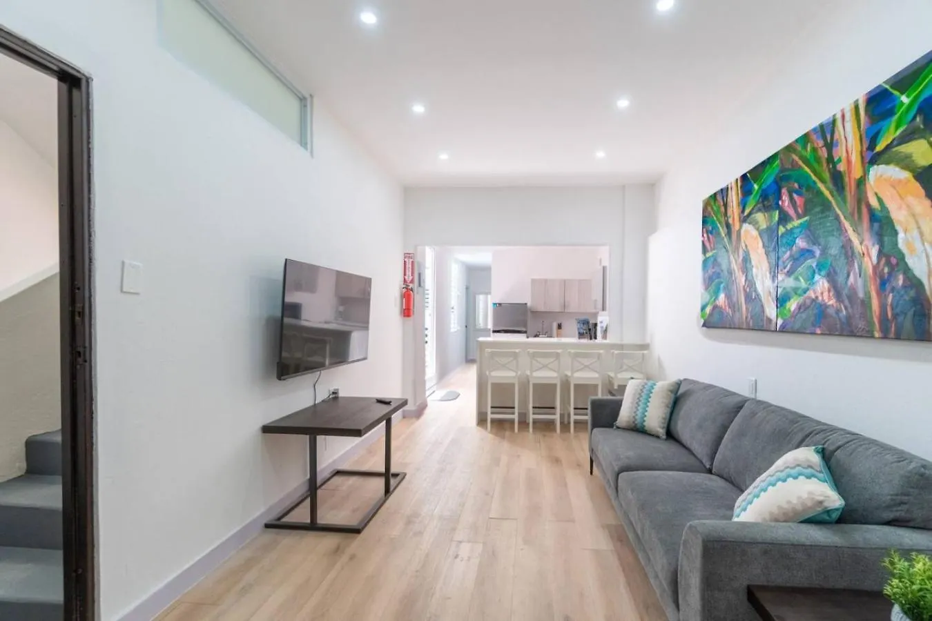 Modern 2-Bedroom Apartment In Historic Old San Juan